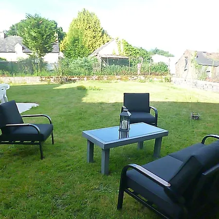 gite au calme centre finistère jardin clos Trégourez Extérieur photo