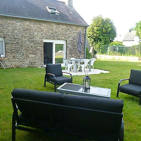 gite au calme centre finistère jardin clos Trégourez Extérieur photo